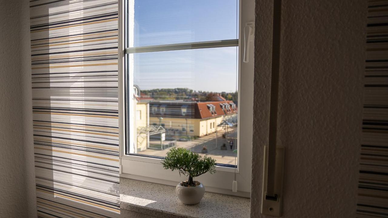Warias Hotel & Restaurant Braunsbedra Екстериор снимка