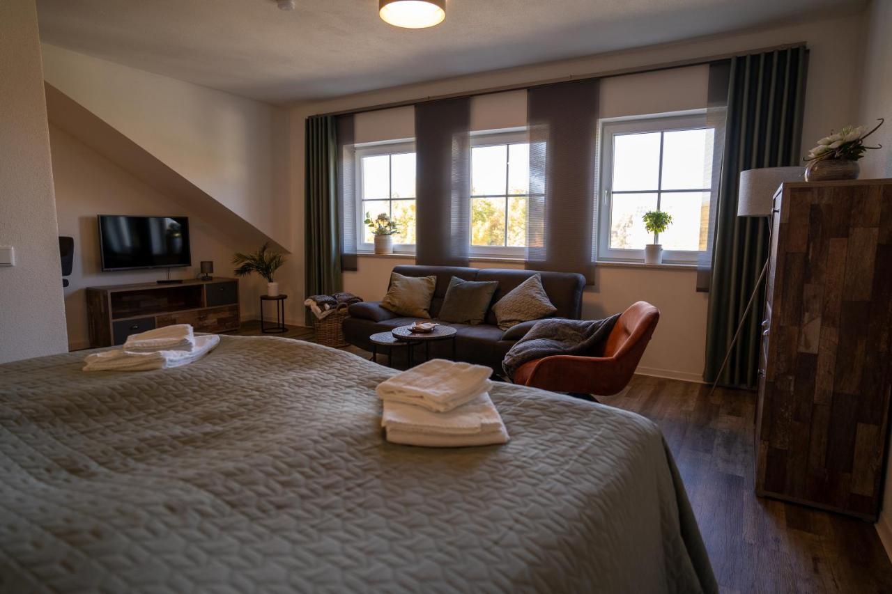 Warias Hotel & Restaurant Braunsbedra Екстериор снимка
