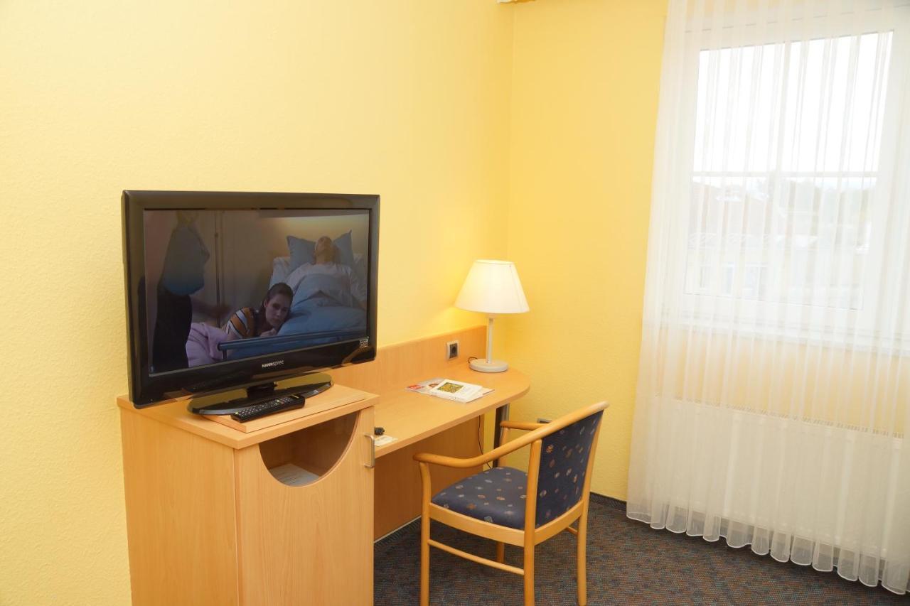 Warias Hotel & Restaurant Braunsbedra Екстериор снимка